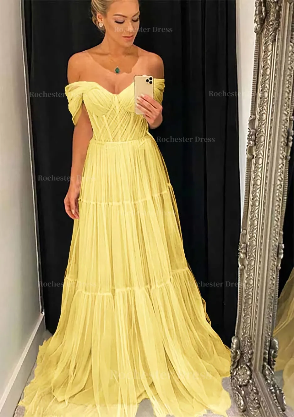 A-line Off-the-Shoulder Sleeveless Sweep Train Tulle Prom Dress With Pleated