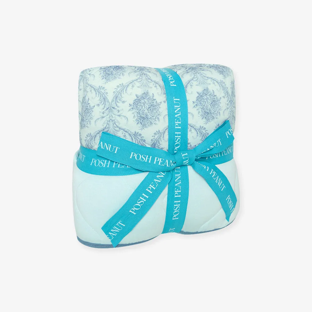 Ava Jane & Light Ava Blue Reversible Quilted Patoo® Blanket