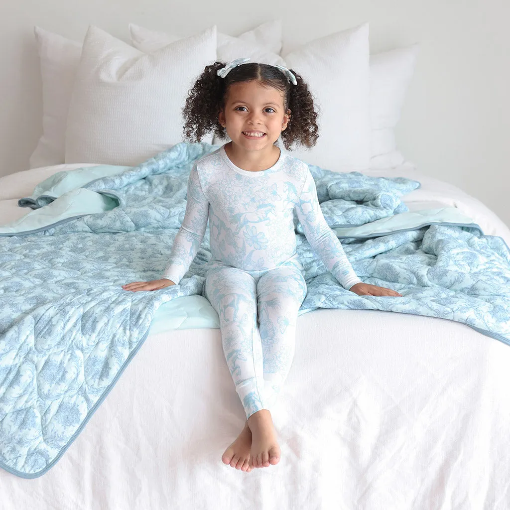 Ava Jane & Light Ava Blue Reversible Quilted Patoo® Blanket