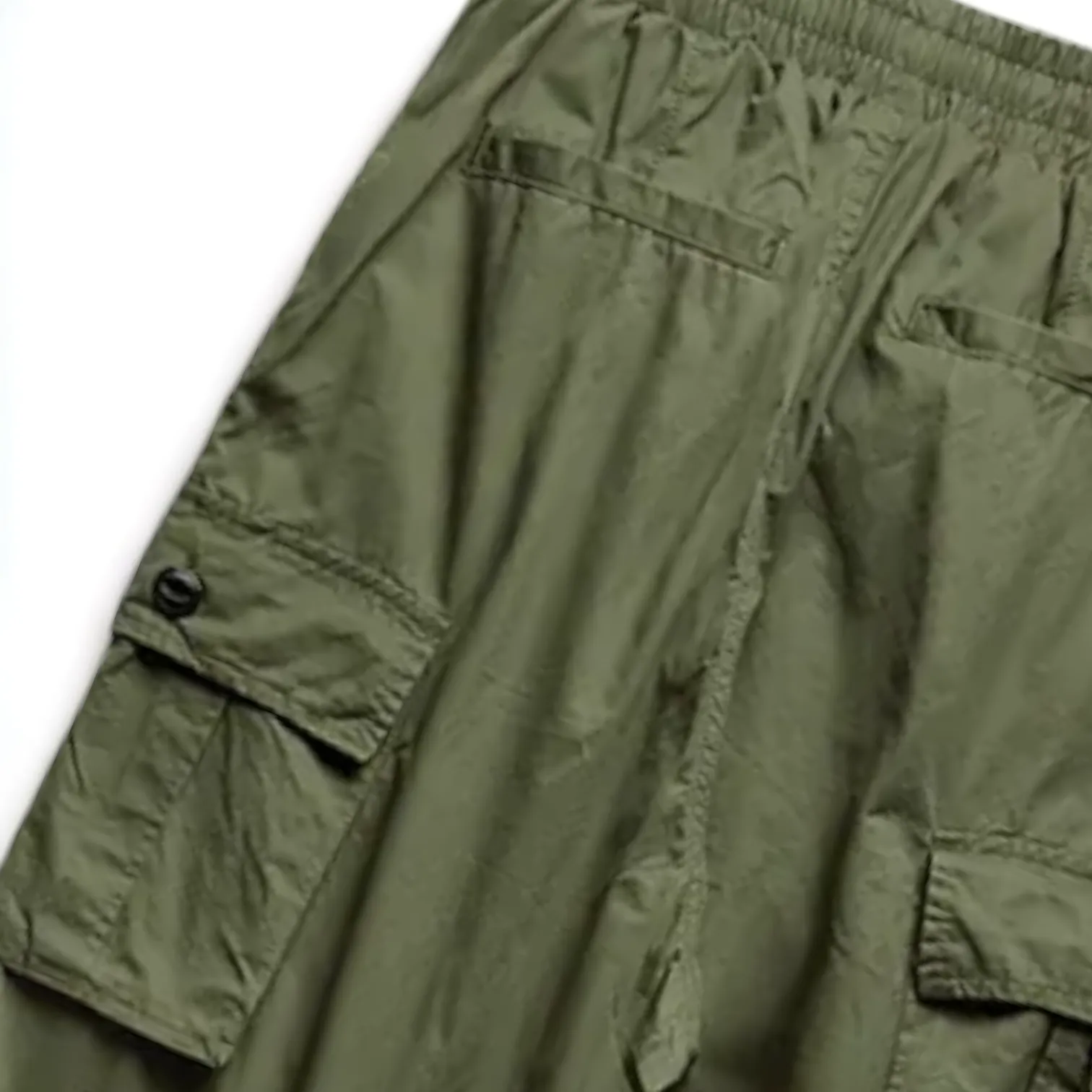 Baggy fit cargo pocket wide leg pant