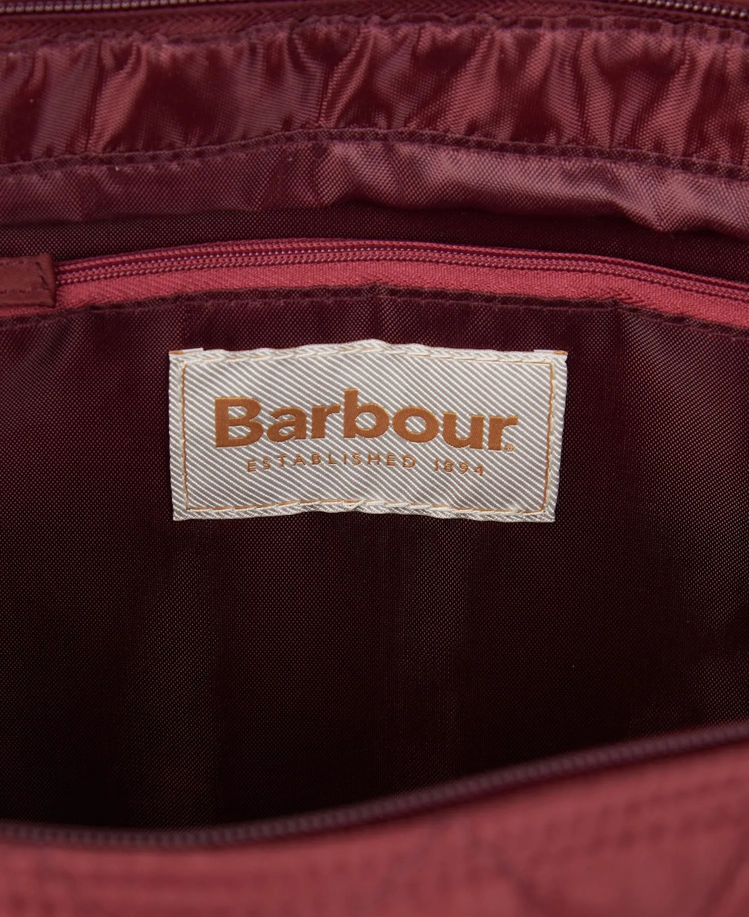 Barbour Witford  Quilted Windsor Tote LBA0315