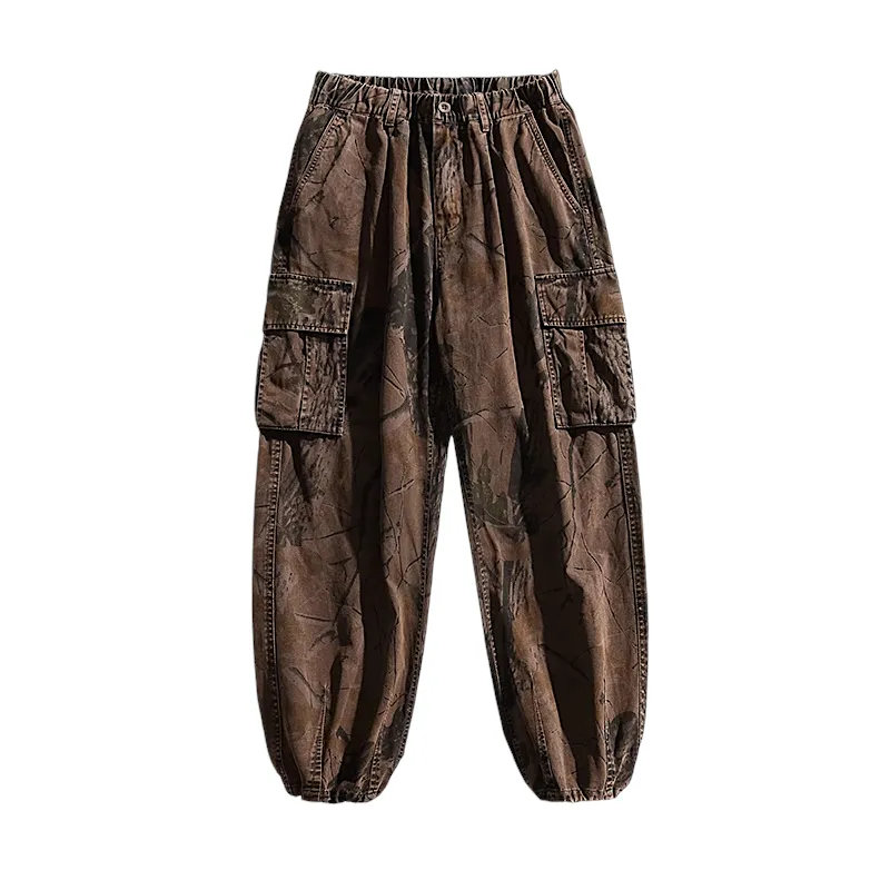 Elastic waist cargo pants in camouflage print