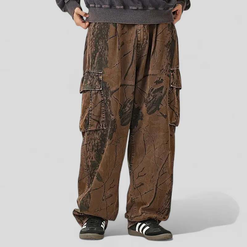 Elastic waist cargo pants in camouflage print