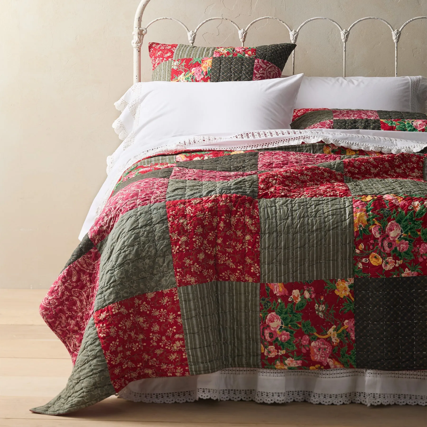 Festive Flourish Patchwork Quilt