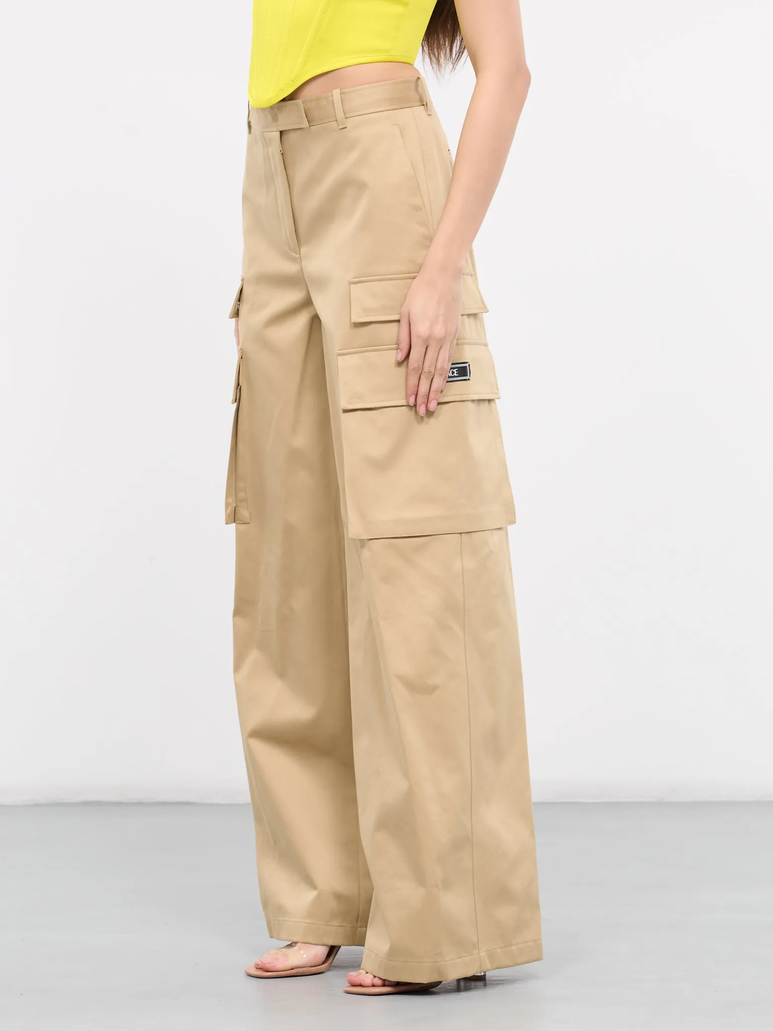 Gabardine Cargo Pants (1013640-1A01718-SAND)