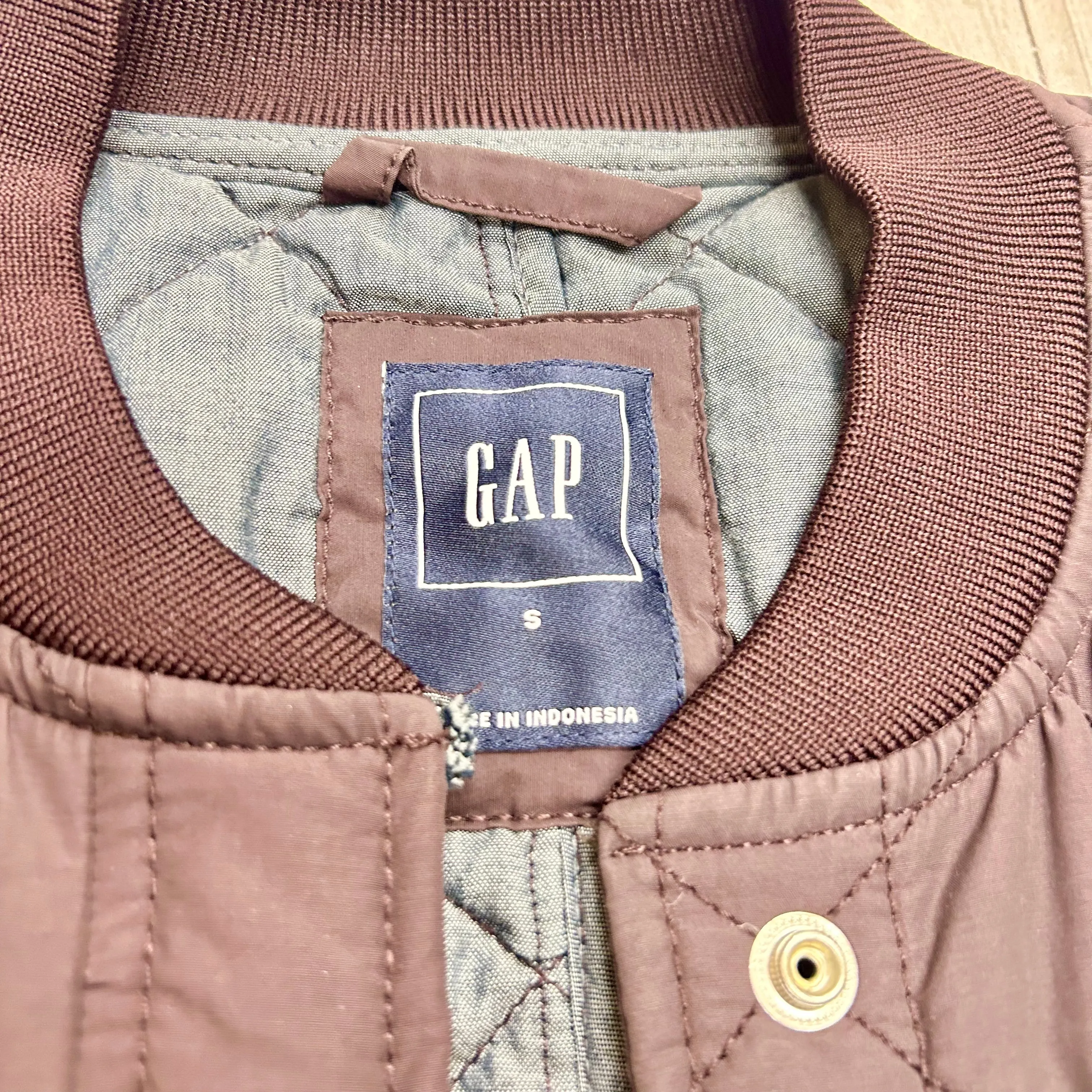 Jacket Puffer & Quilted By Gap In Brown, Size: S