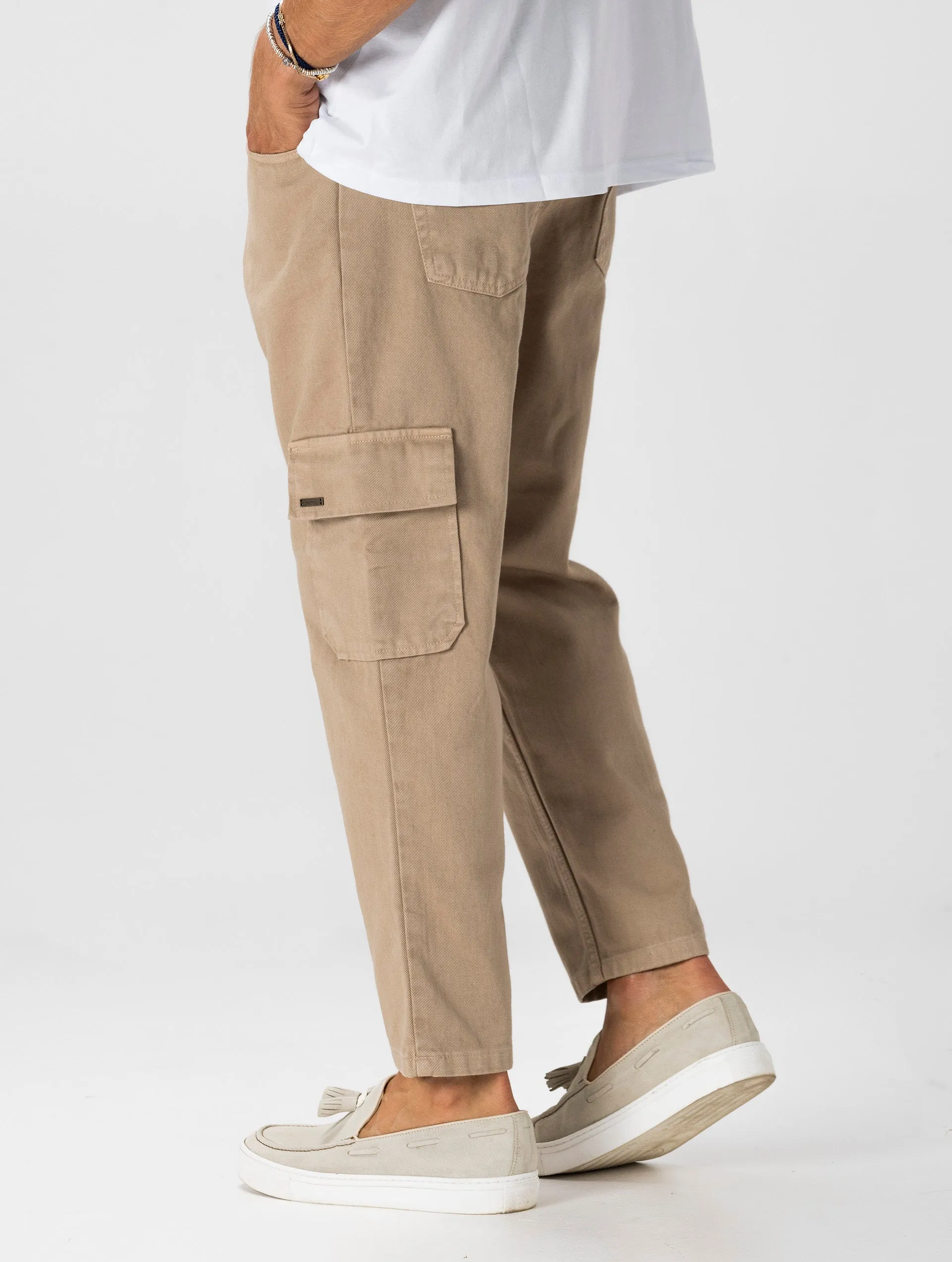 MASATO CARGO PANTS IN CAMEL