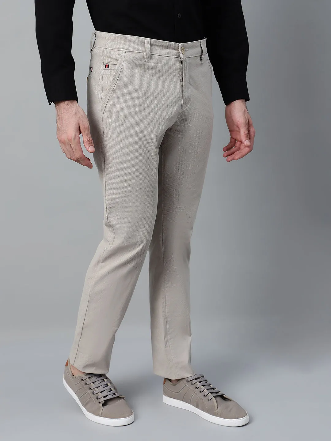 Men's Beige Self Design Non-Pleated Casual Trouser