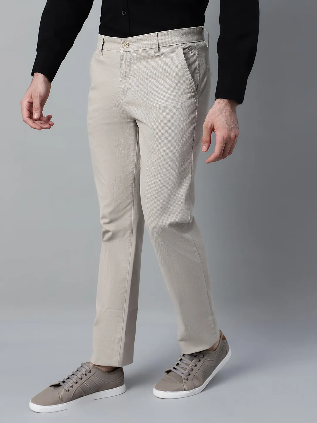 Men's Beige Self Design Non-Pleated Casual Trouser