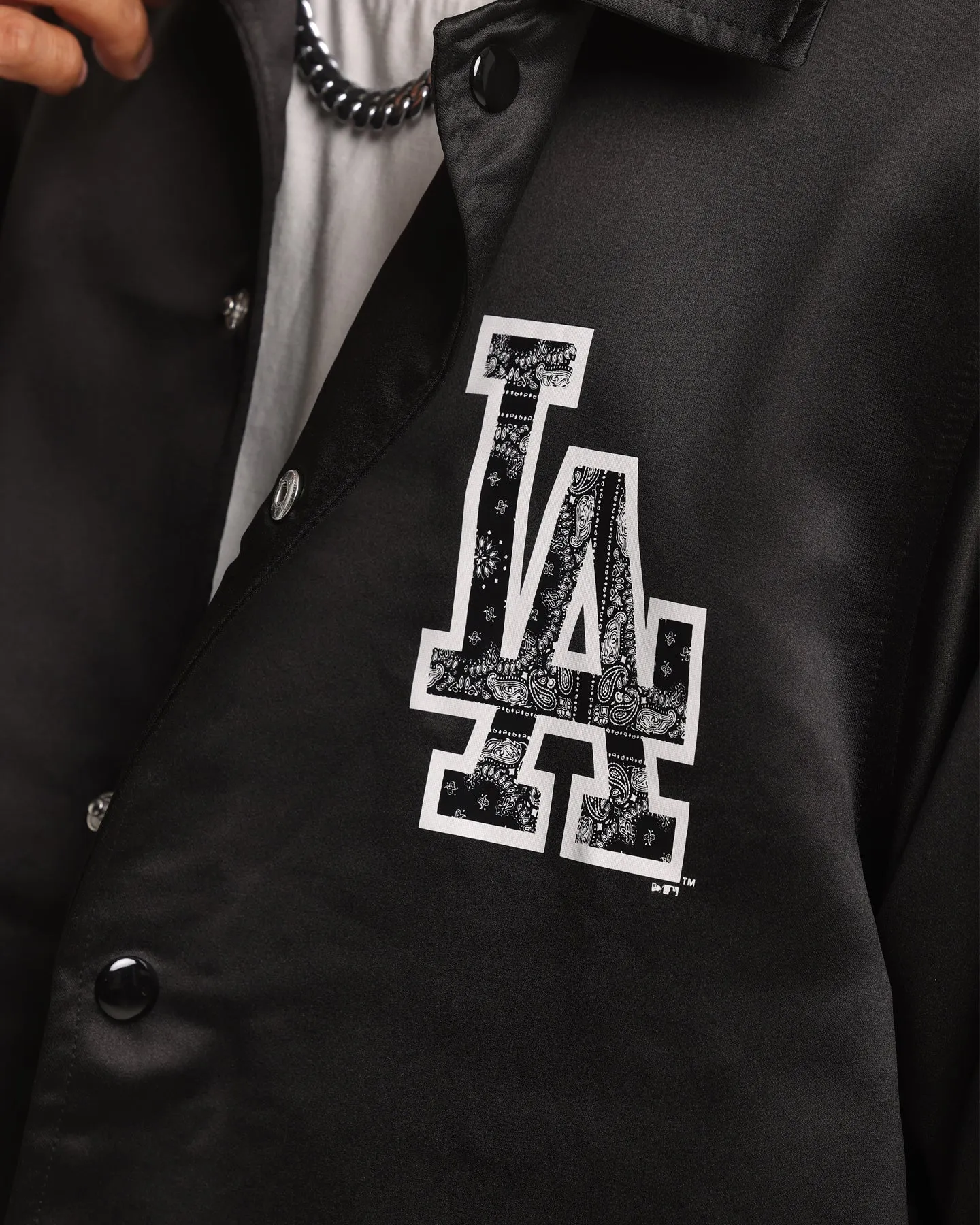 New Era Los Angeles Dodgers Paisley Coach Jacket Black