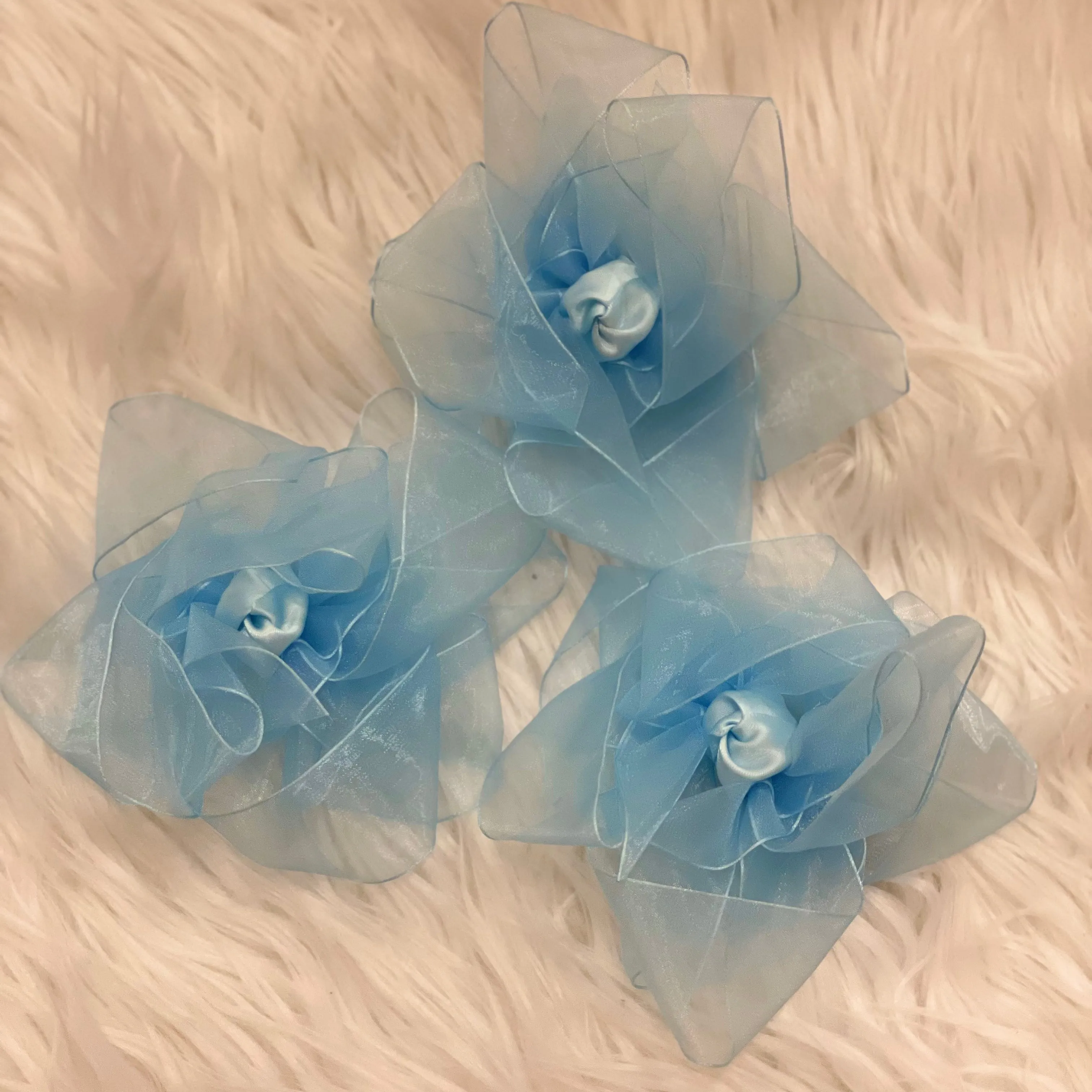 Organza Layer Clip