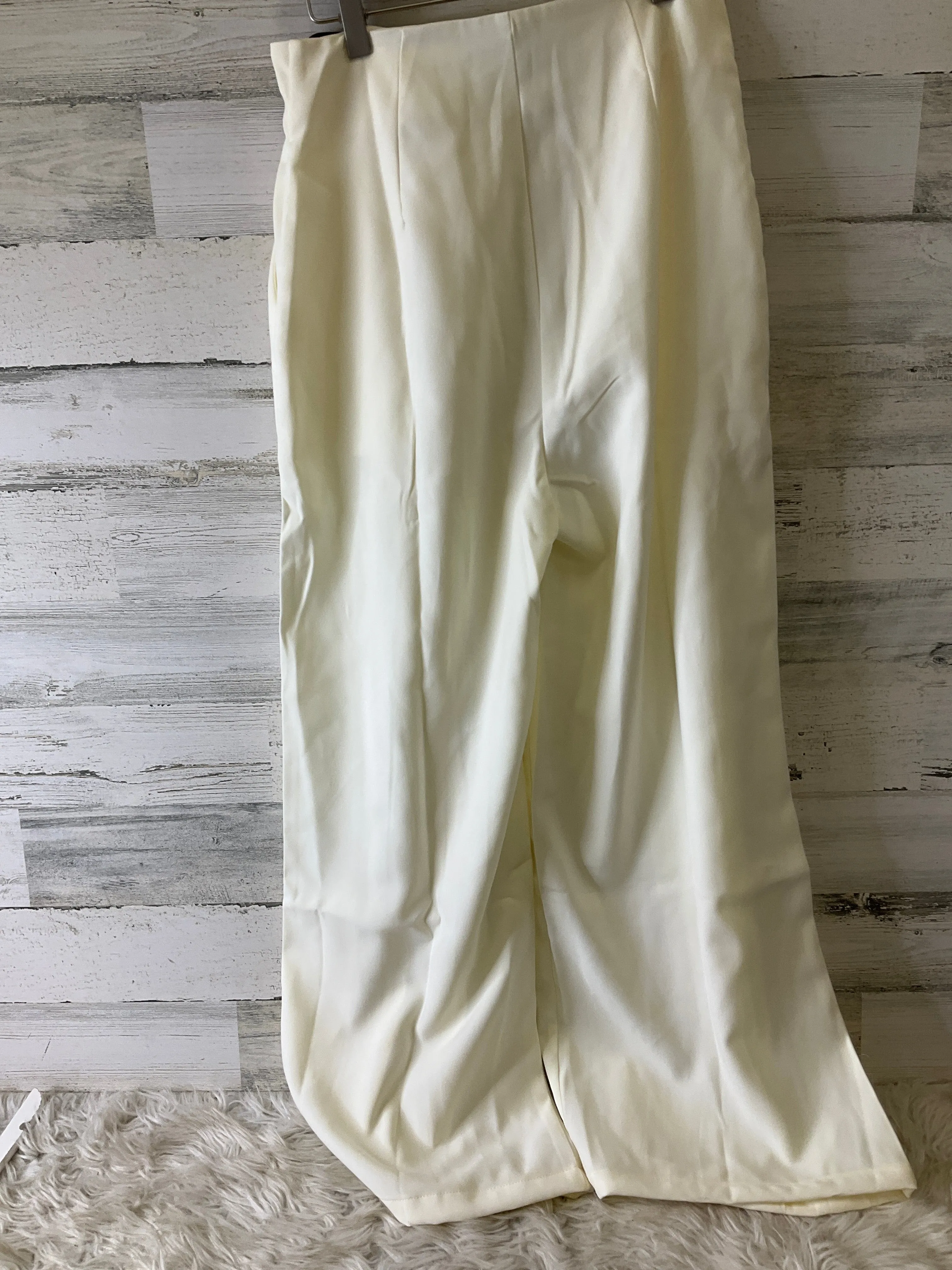 Pants Dress By Clothes Mentor In Ivory, Size: 2