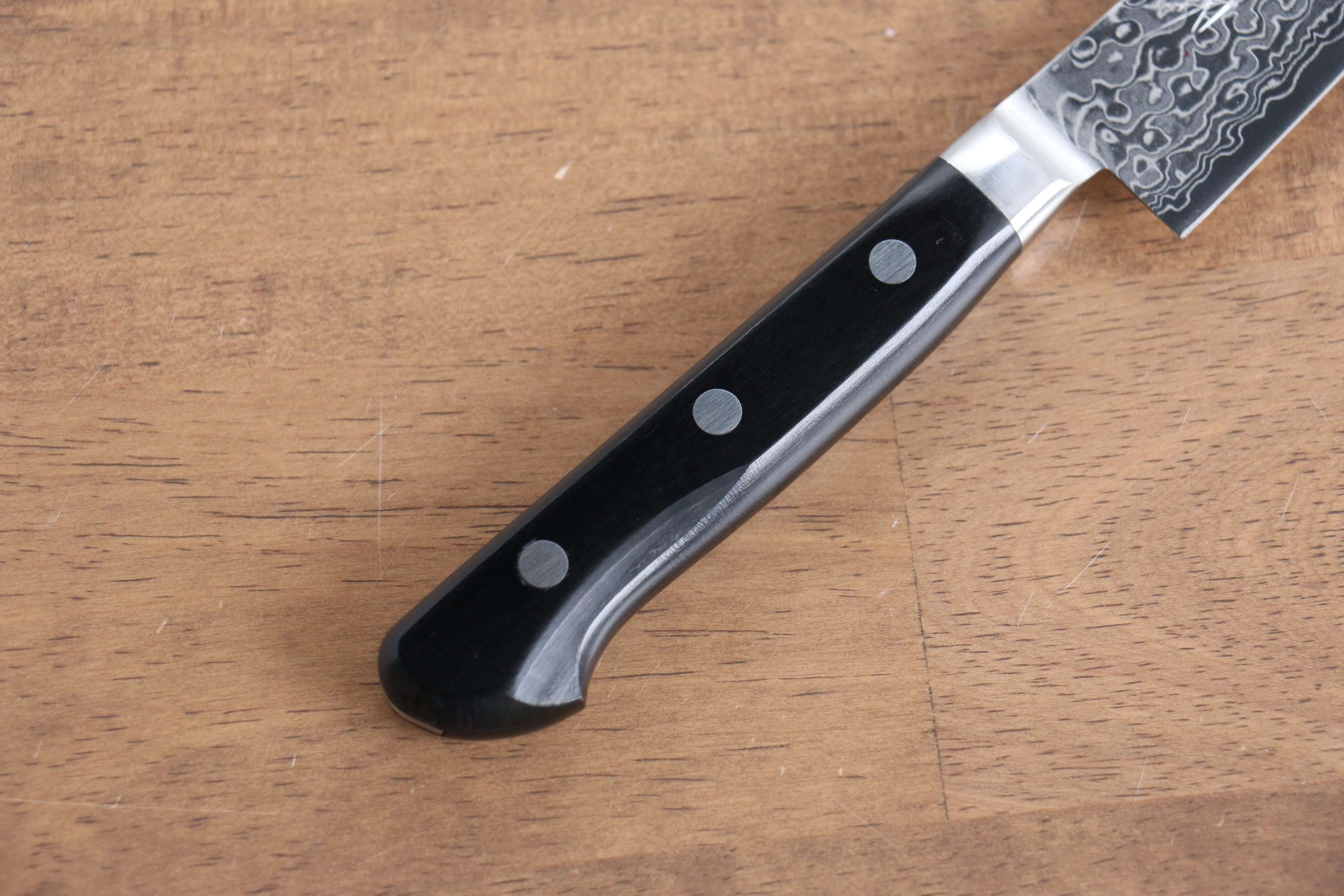 Seisuke AUS10 45 Layer Mirrored Finish Damascus Petty-Utility 135mm Black Pakka wood Handle