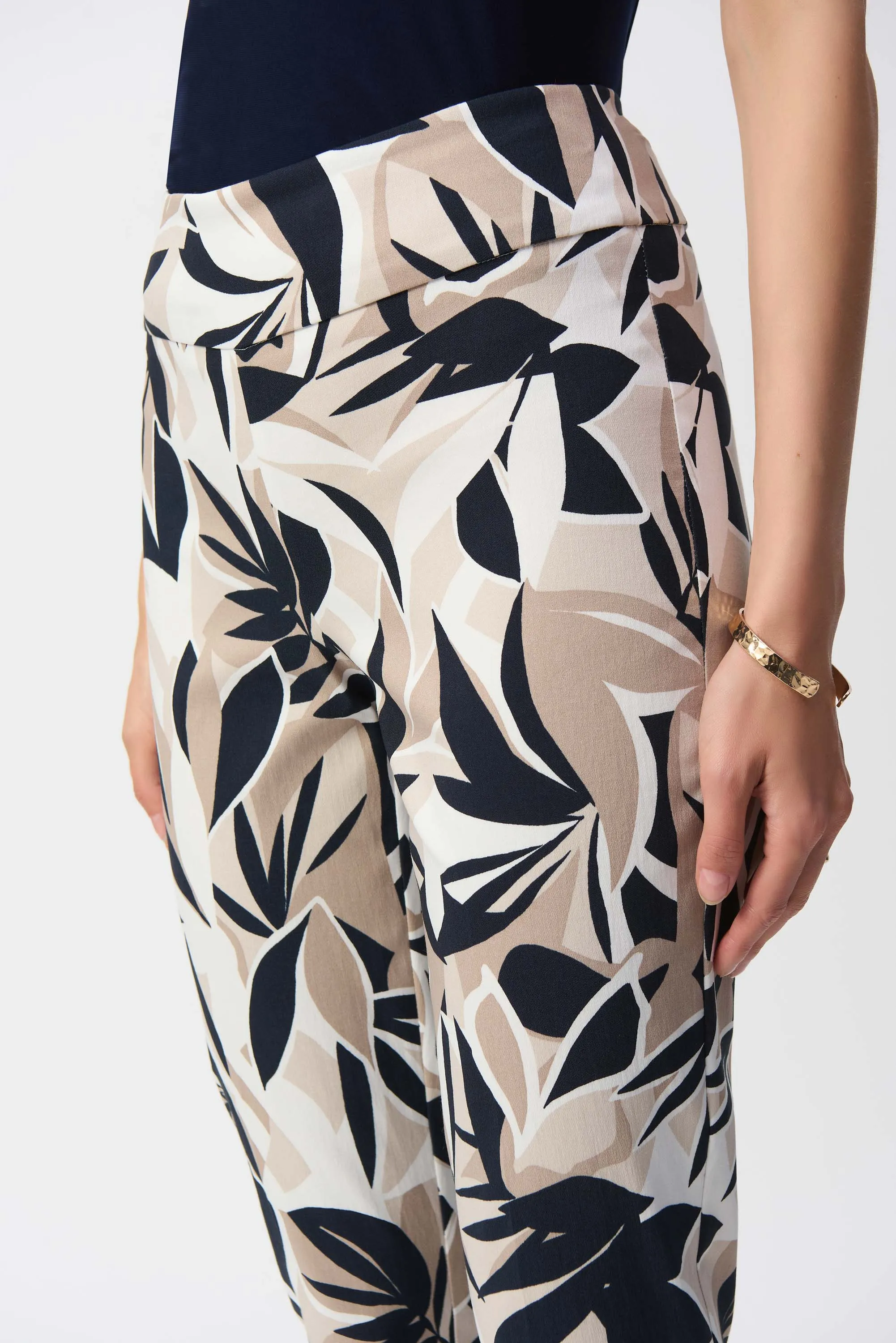 Tropical Leaf Print Slim Trousers <span>251001<span>