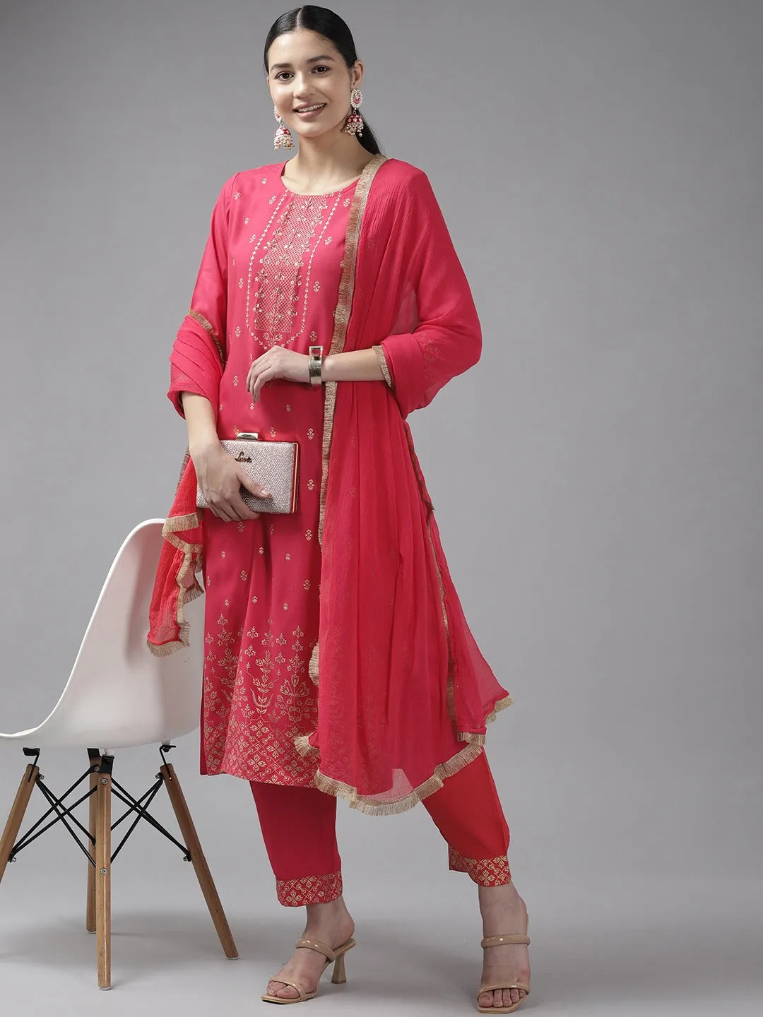 Women Pink Viscose Rayon Kurta Set With Dupatta